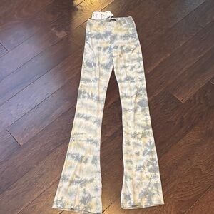 Zara Tie-Dye Leggings - Gray and Cream